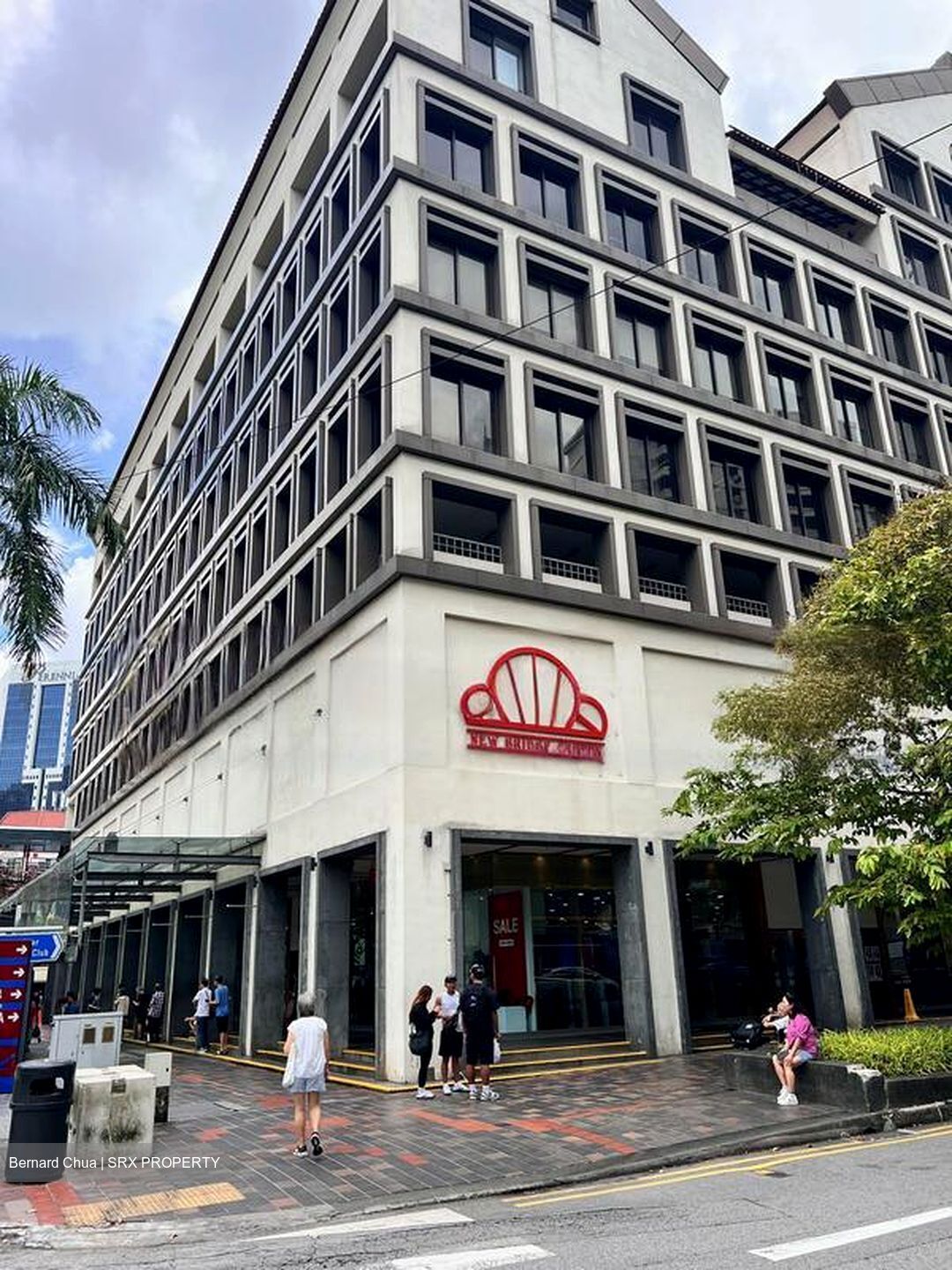 New Bridge Road (D2), Retail #488567461